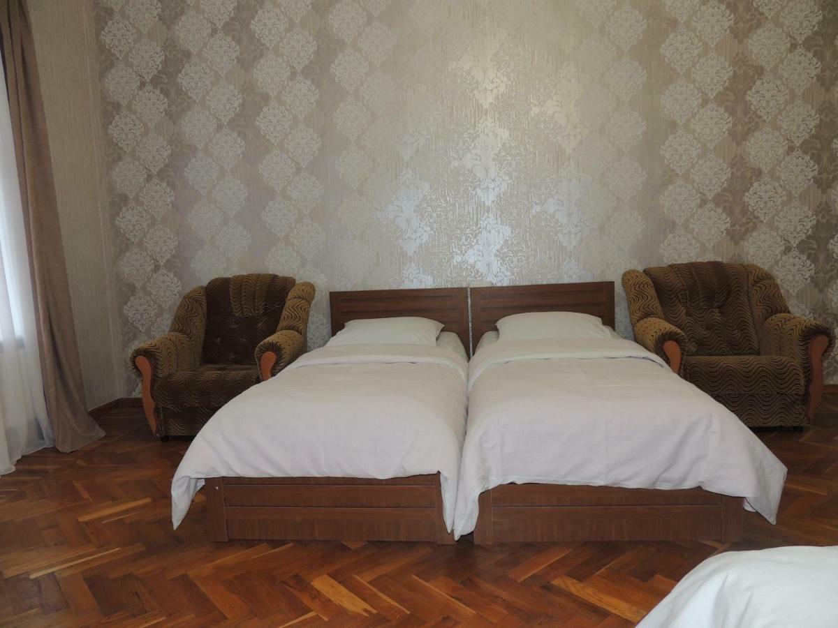 Blue Guesthouse Kazbegi Eksteriør billede
